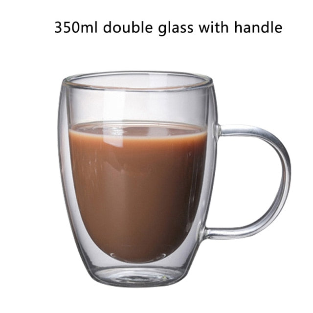 Tasse à café en verre transparent